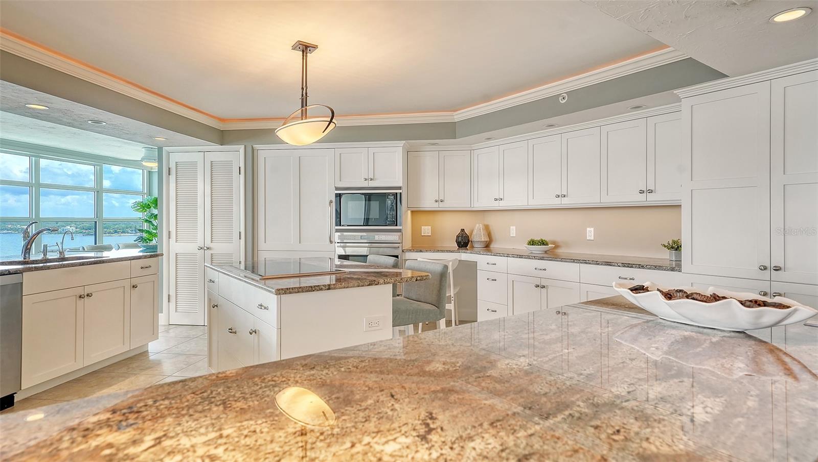 CONDO ON THE BAY TOWER II - Residential