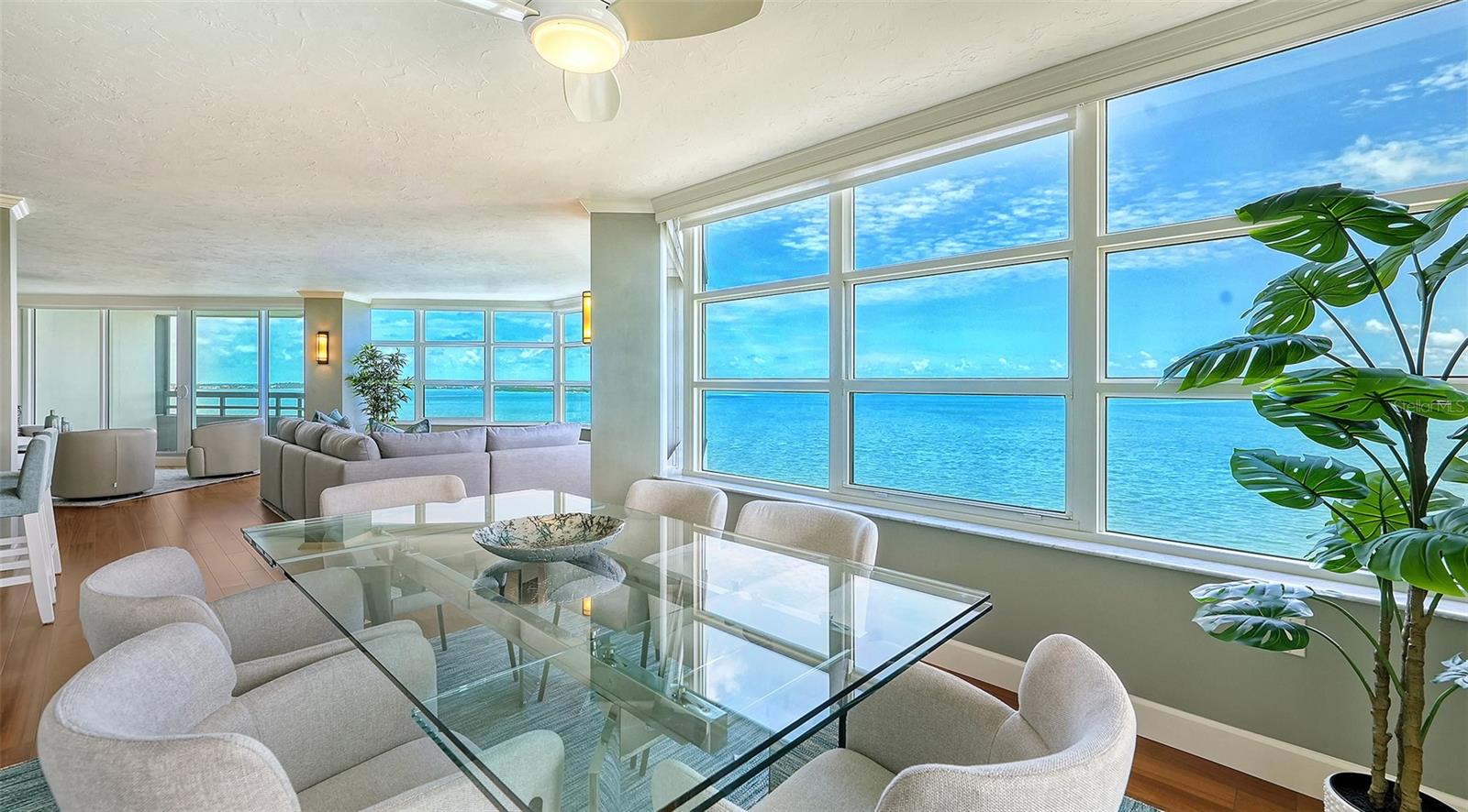 CONDO ON THE BAY TOWER II - Residential