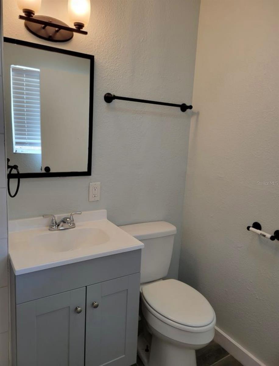 ROUSLYNN - Residential Income