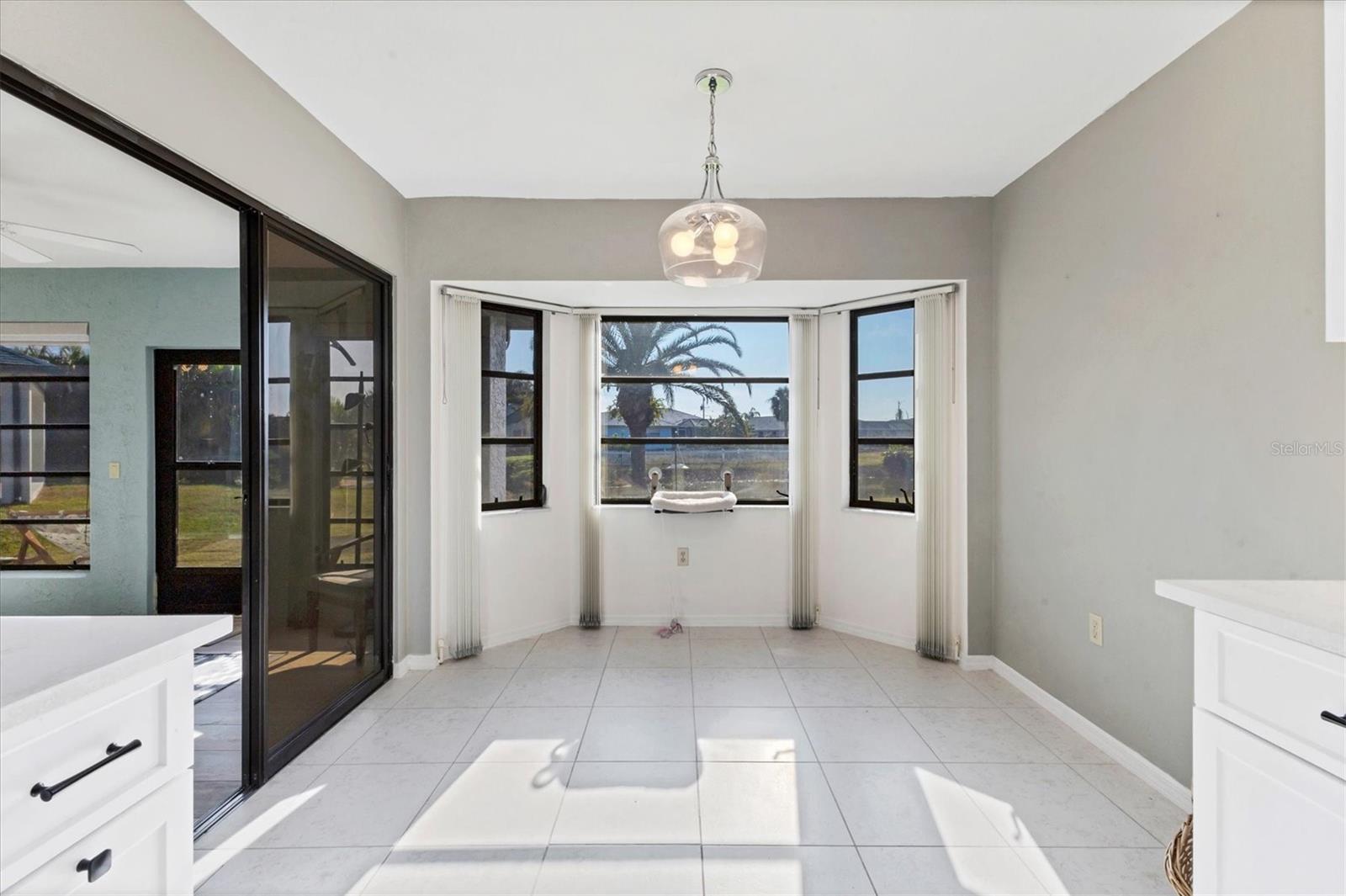 ROTONDA WEST PEBBLE BEACH - Residential