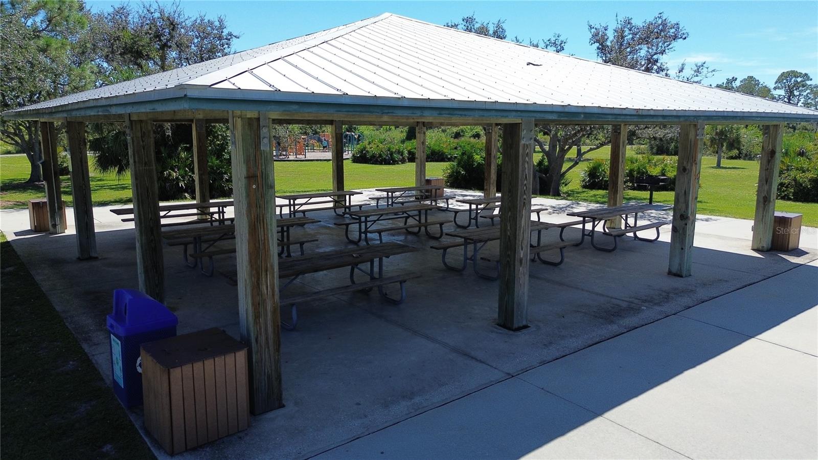 ROTONDA WEST PEBBLE BEACH - Residential