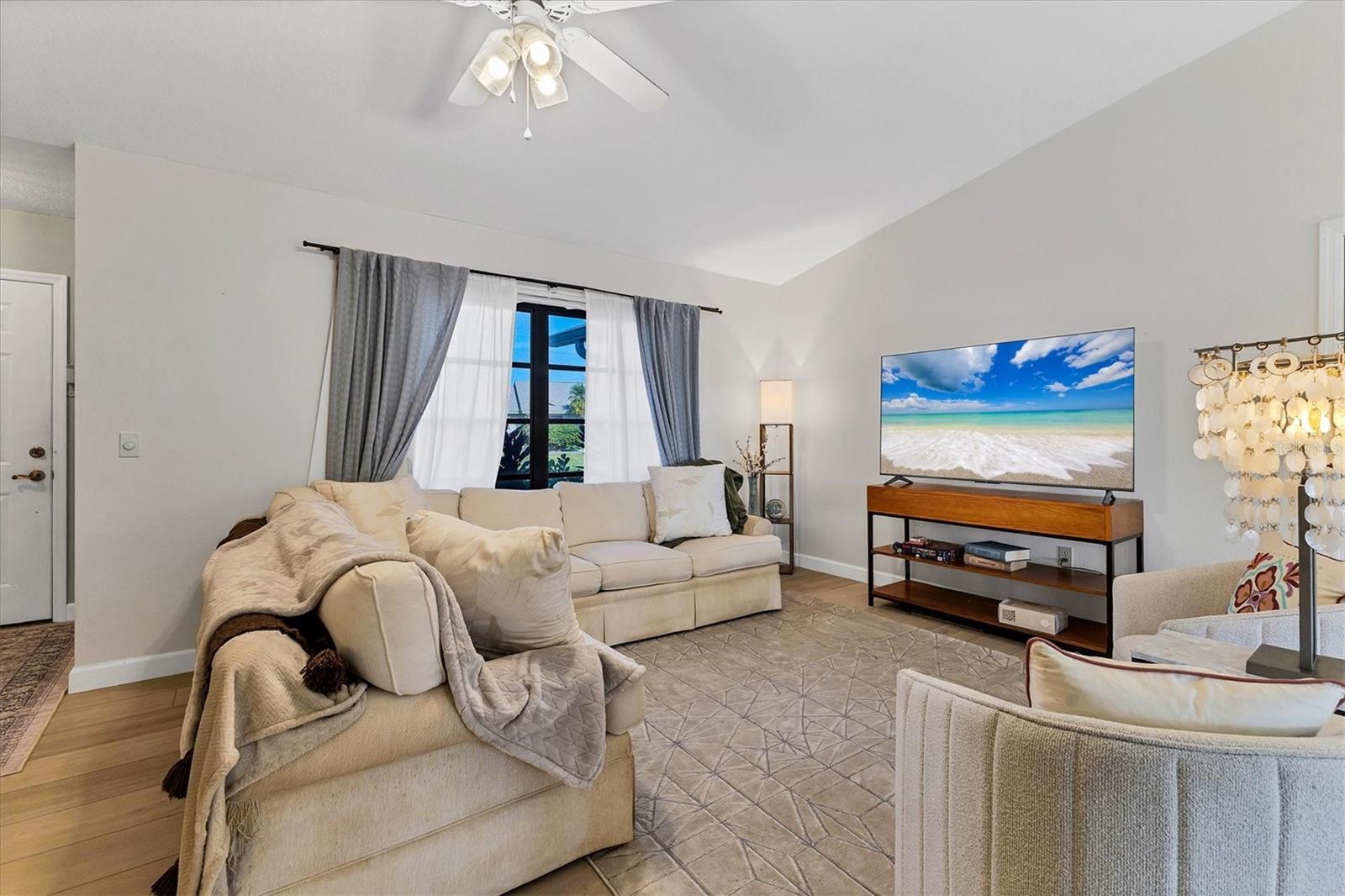 ROTONDA WEST PEBBLE BEACH - Residential