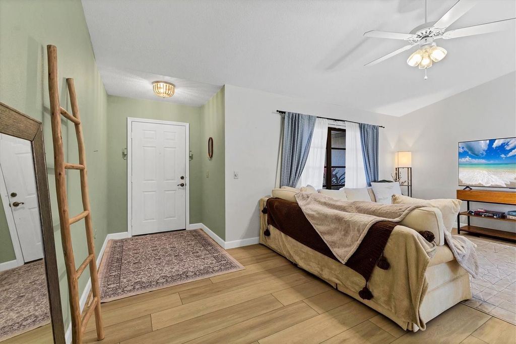 Photo of 25 Bunker Court, Rotonda West, FL 33947 (MLS # D6145292)