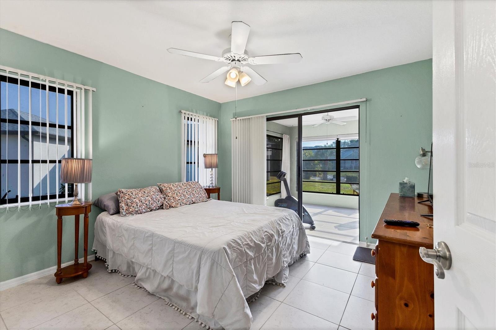 ROTONDA WEST PEBBLE BEACH - Residential