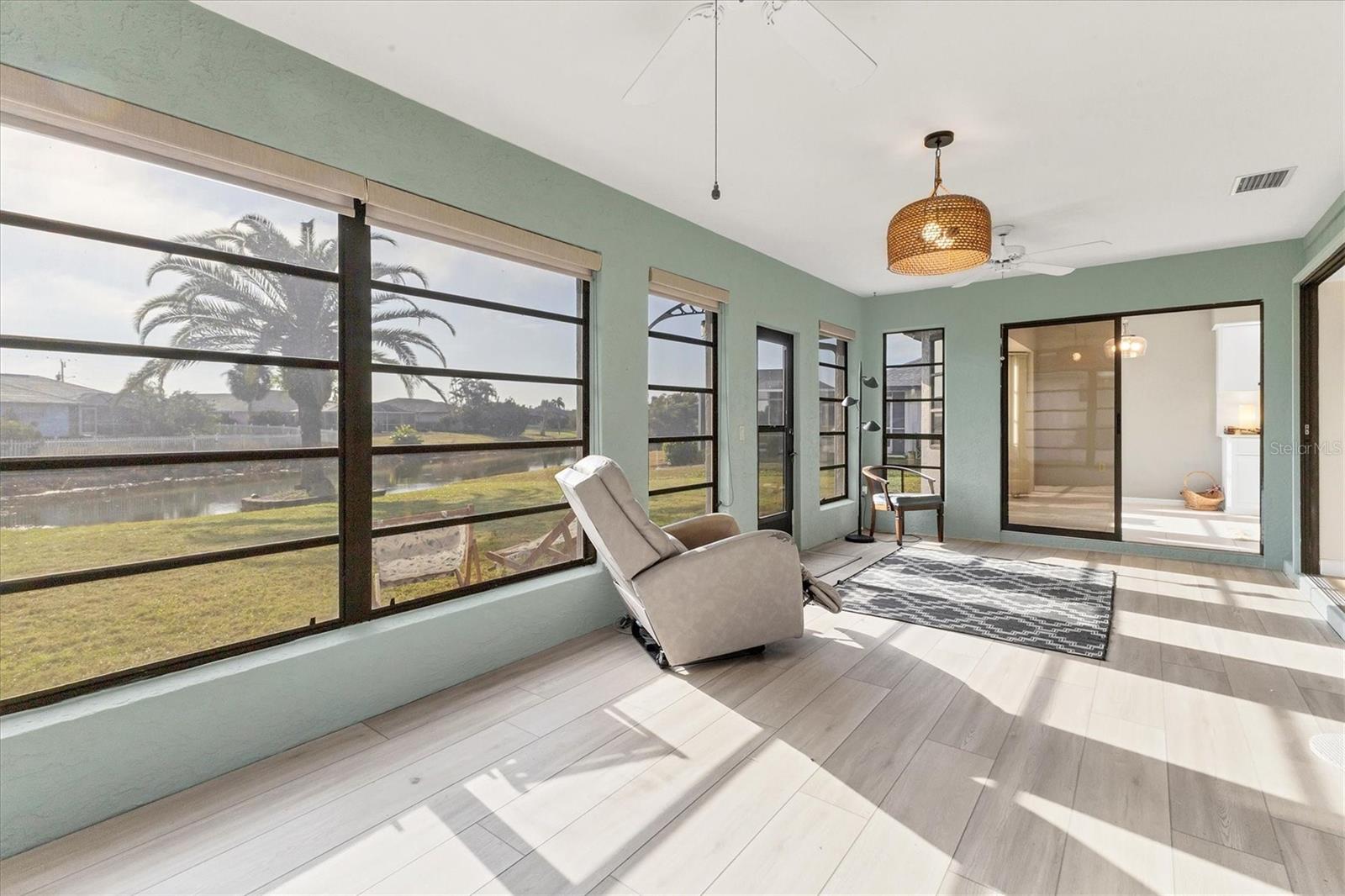 ROTONDA WEST PEBBLE BEACH - Residential