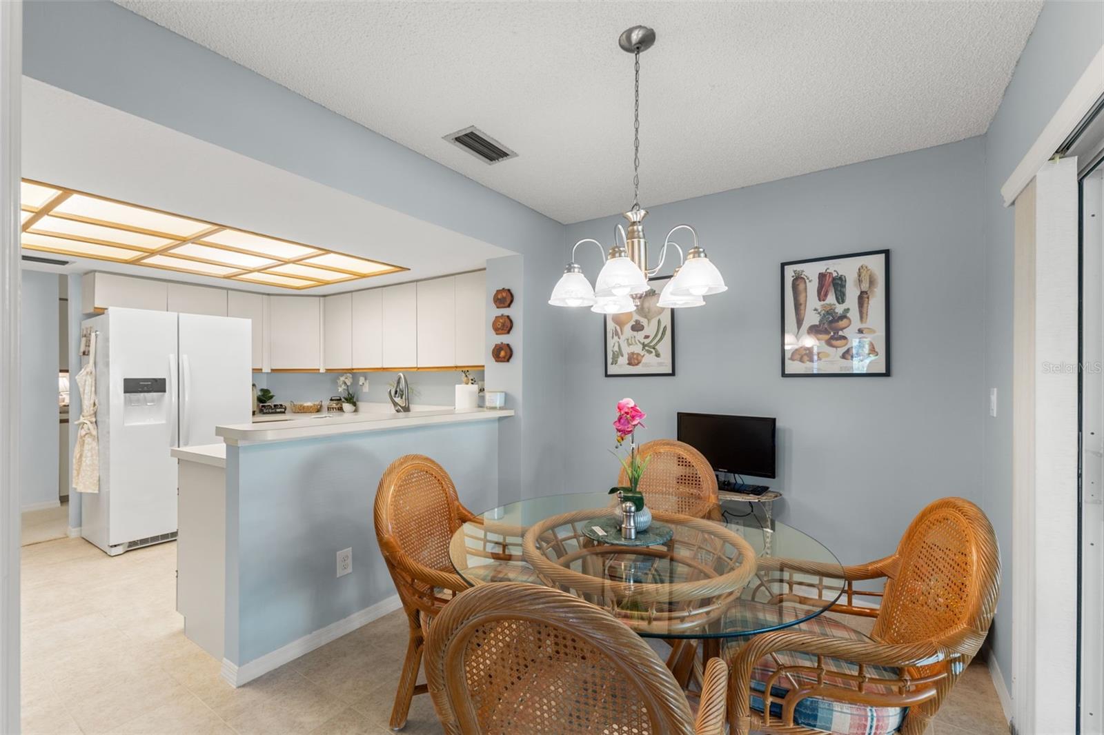 EAST LAKE WOODLANDS WOODRIDGE GREEN TWNHMS - Residential