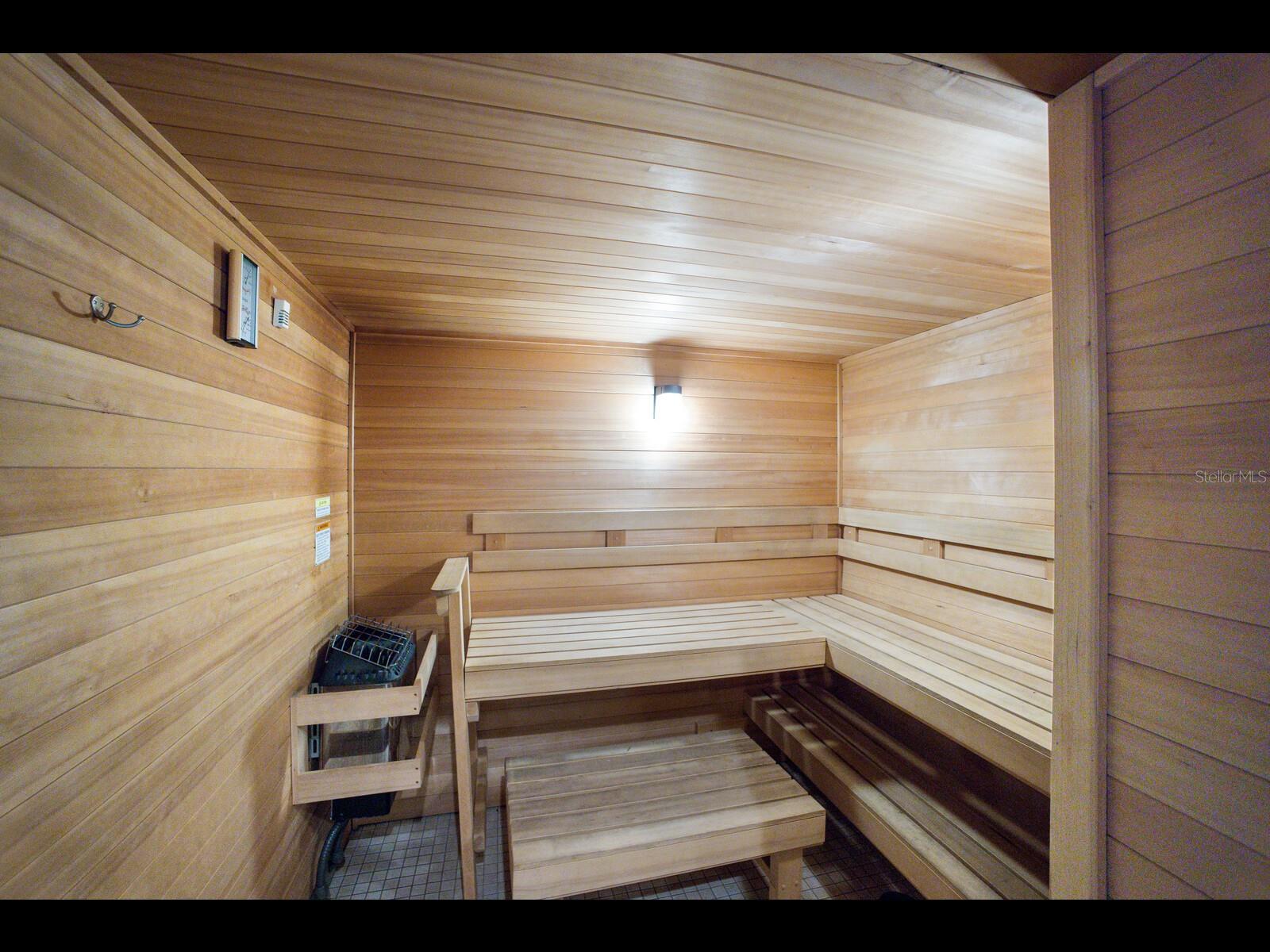 SEAPLACE II - Residential