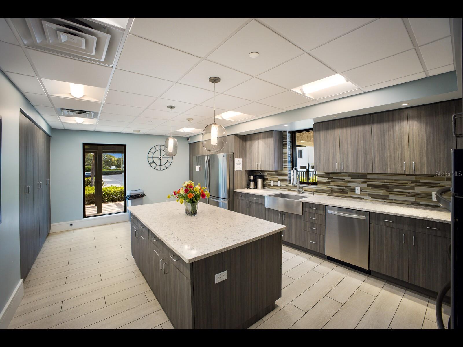 SEAPLACE II - Residential