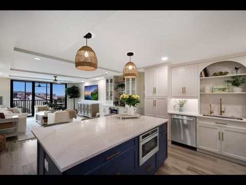 Photo of 2045 Gulf Of Mexico Drive #M1-505, Longboat Key, FL 34228 (MLS # A4668946)