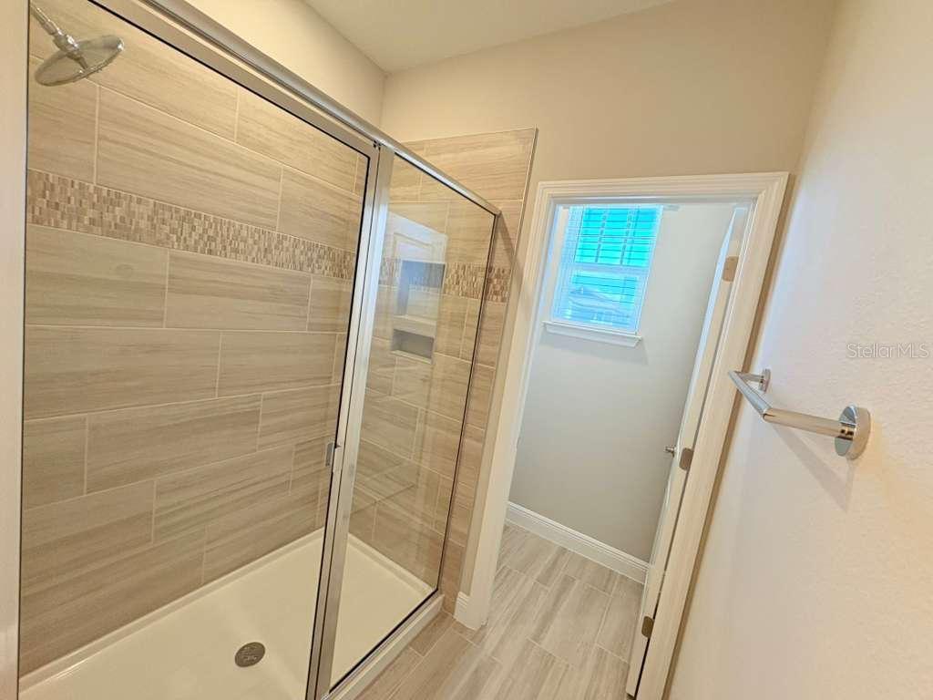 SILVERLEAF RESERVE/HAMLIN - Residential Lease