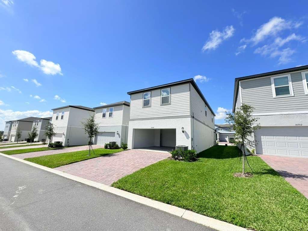 SILVERLEAF RESERVE/HAMLIN - Residential Lease