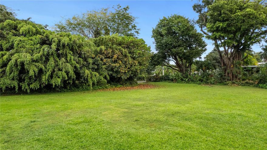 Rare opportunity to buy this corner lot located at one of the most desirable addresses in Guaynabo, Urb. San Patricio. Totally flat lot with luscious trees, landscaping in the rear patio of the lot. Lot is facing northeast. 5,061sq mt lot. Architectural Drawings available upon request.