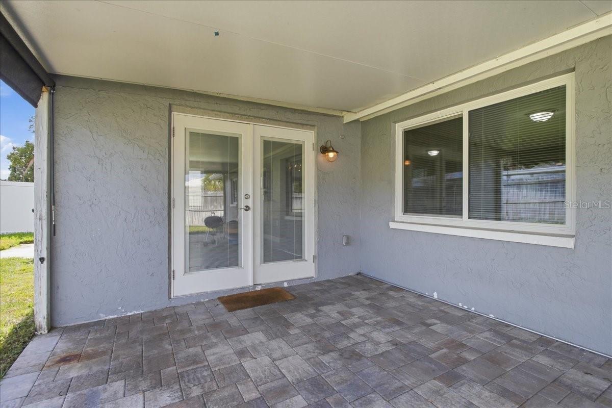 COLONIAL HILLS - Residential