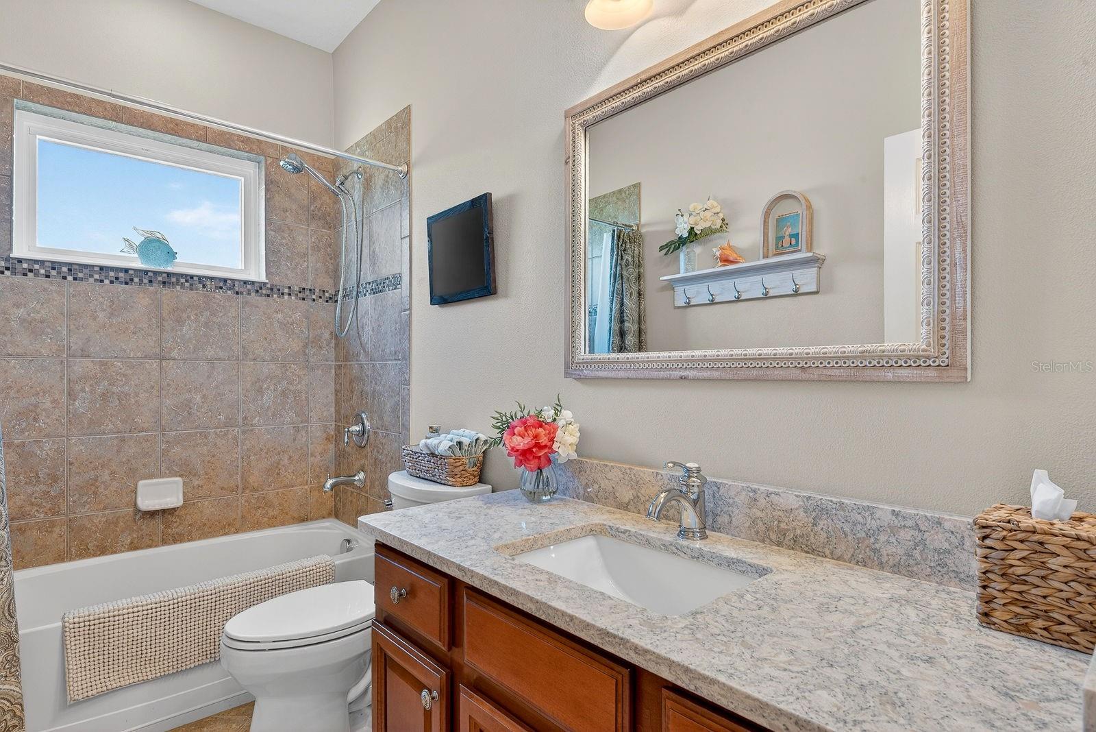 PALMA SOLA TRACE - Residential