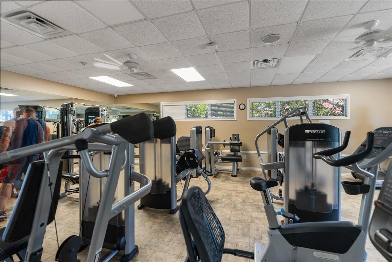 PALMA SOLA TRACE - Residential