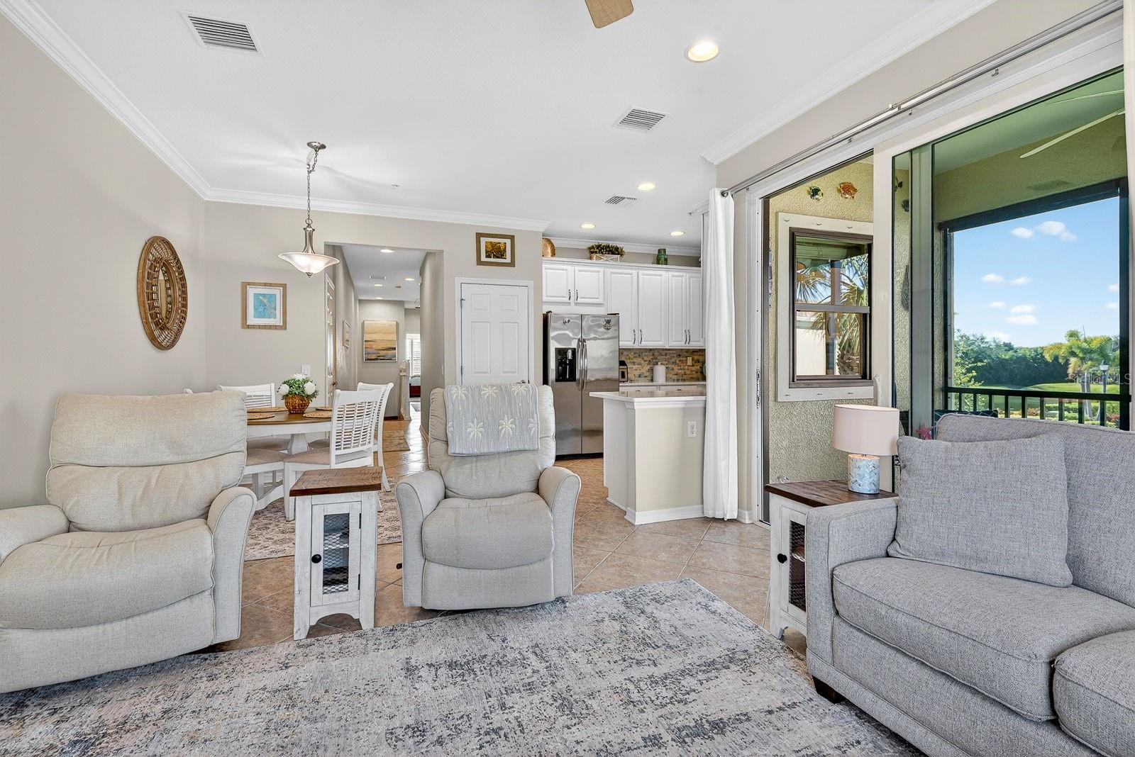 PALMA SOLA TRACE - Residential