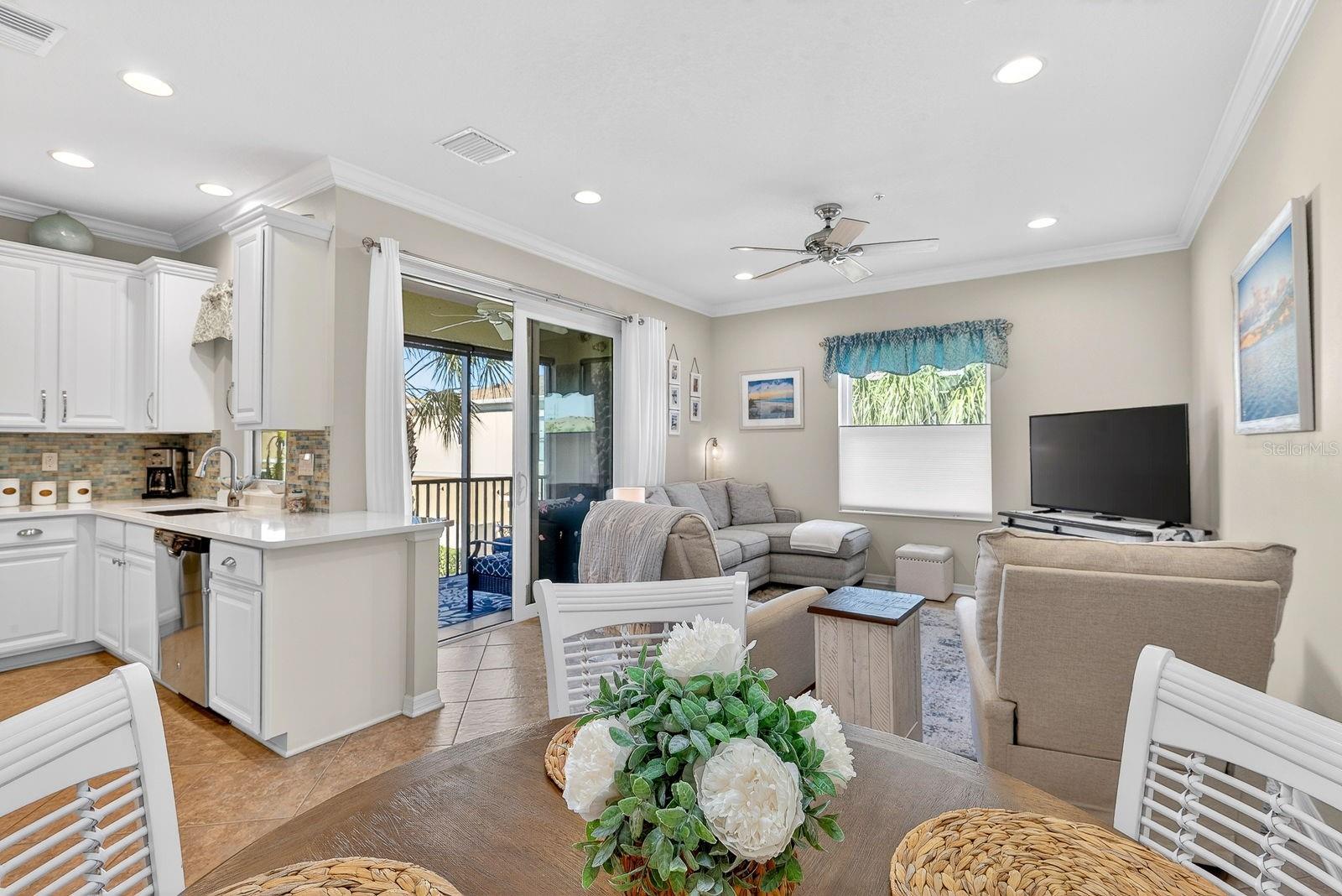 PALMA SOLA TRACE - Residential