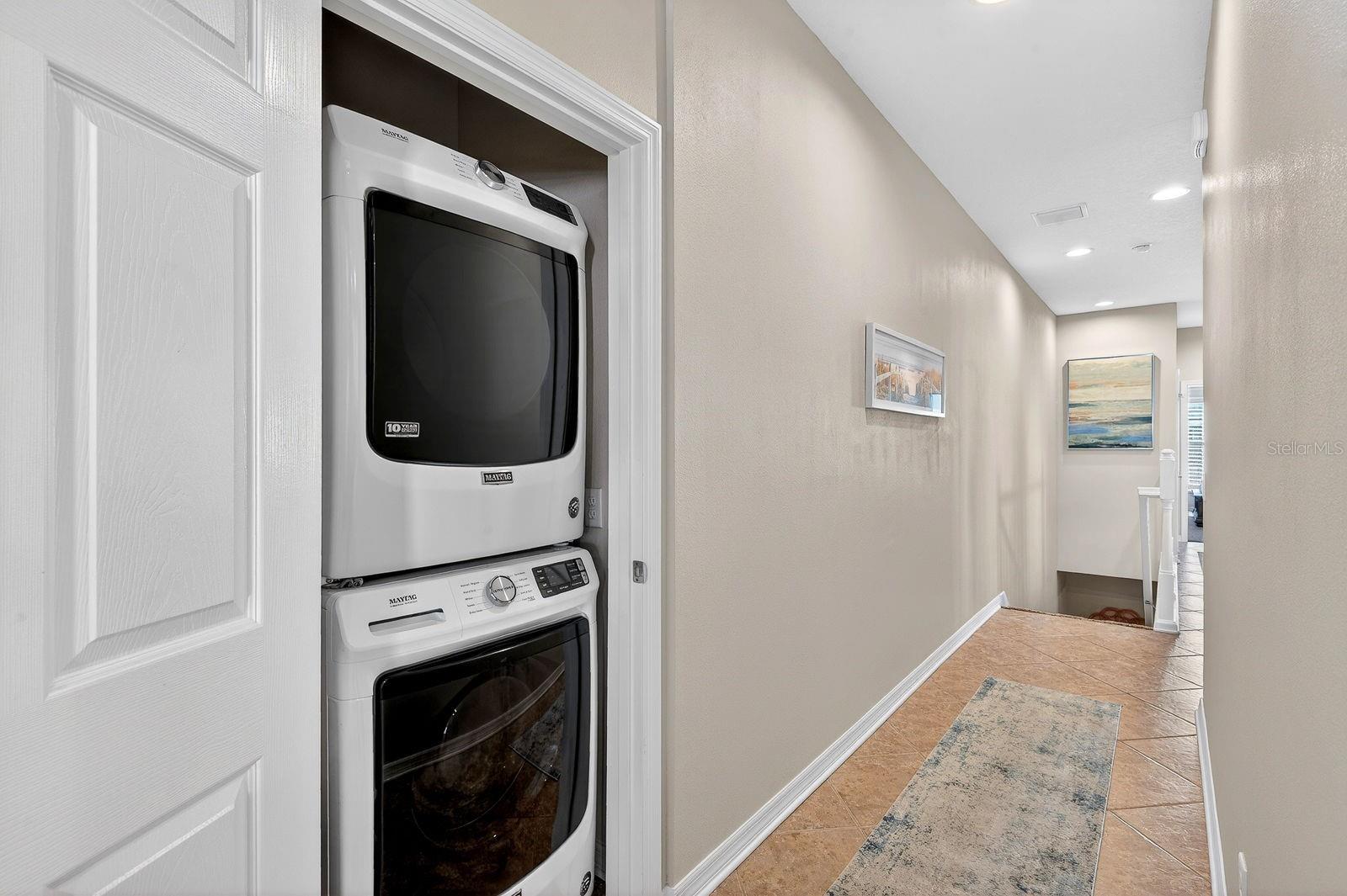 PALMA SOLA TRACE - Residential