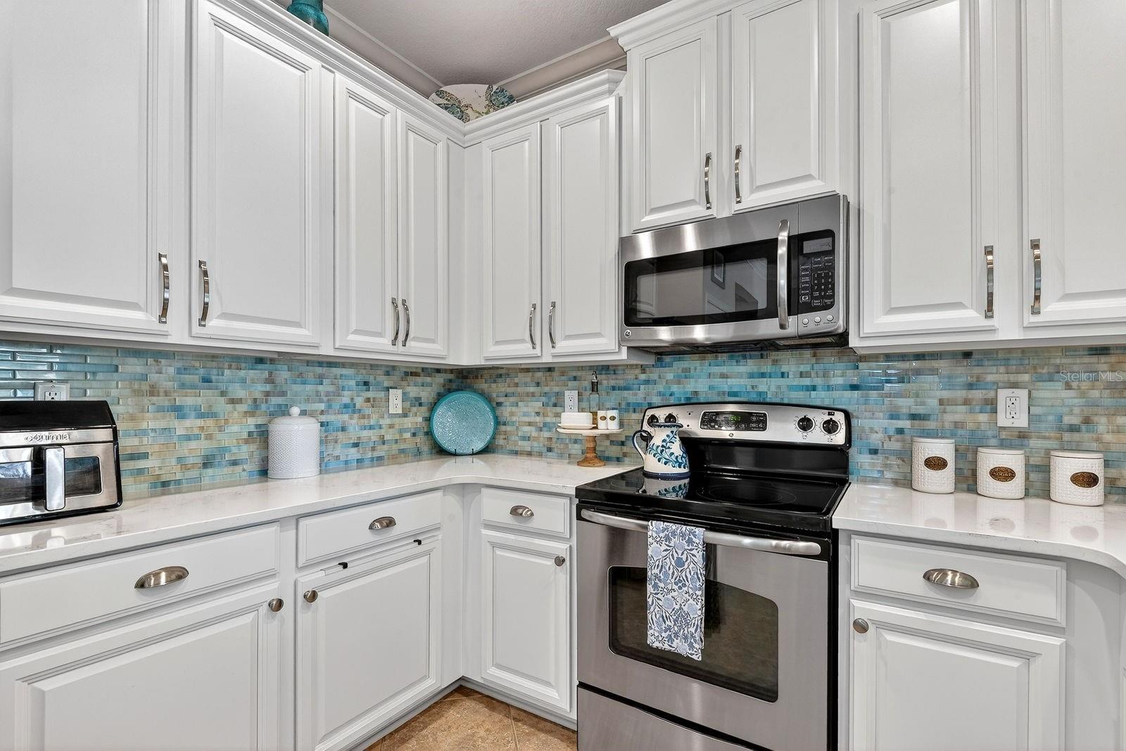 PALMA SOLA TRACE - Residential