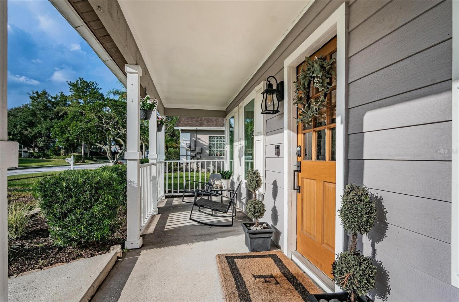 1806 RIVER CROSSING DRIVE