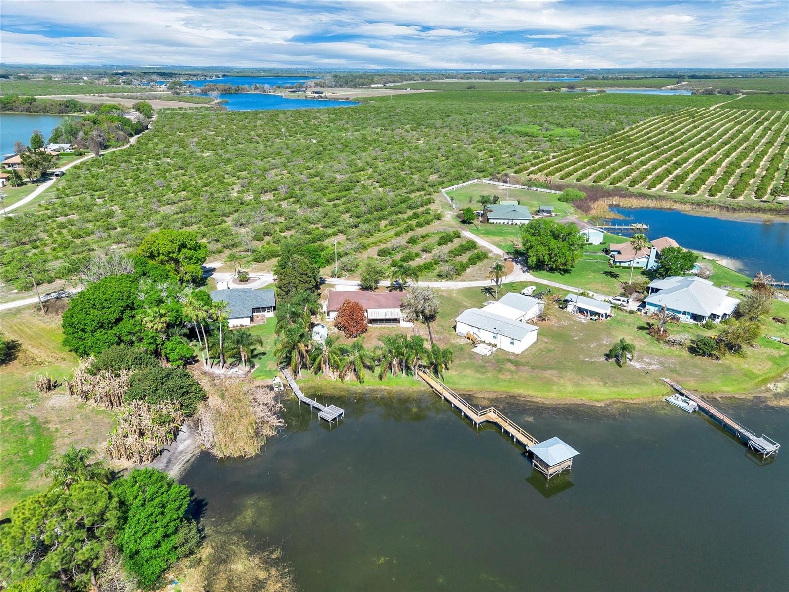 TEMPLETON GROVES & VILLA - Residential