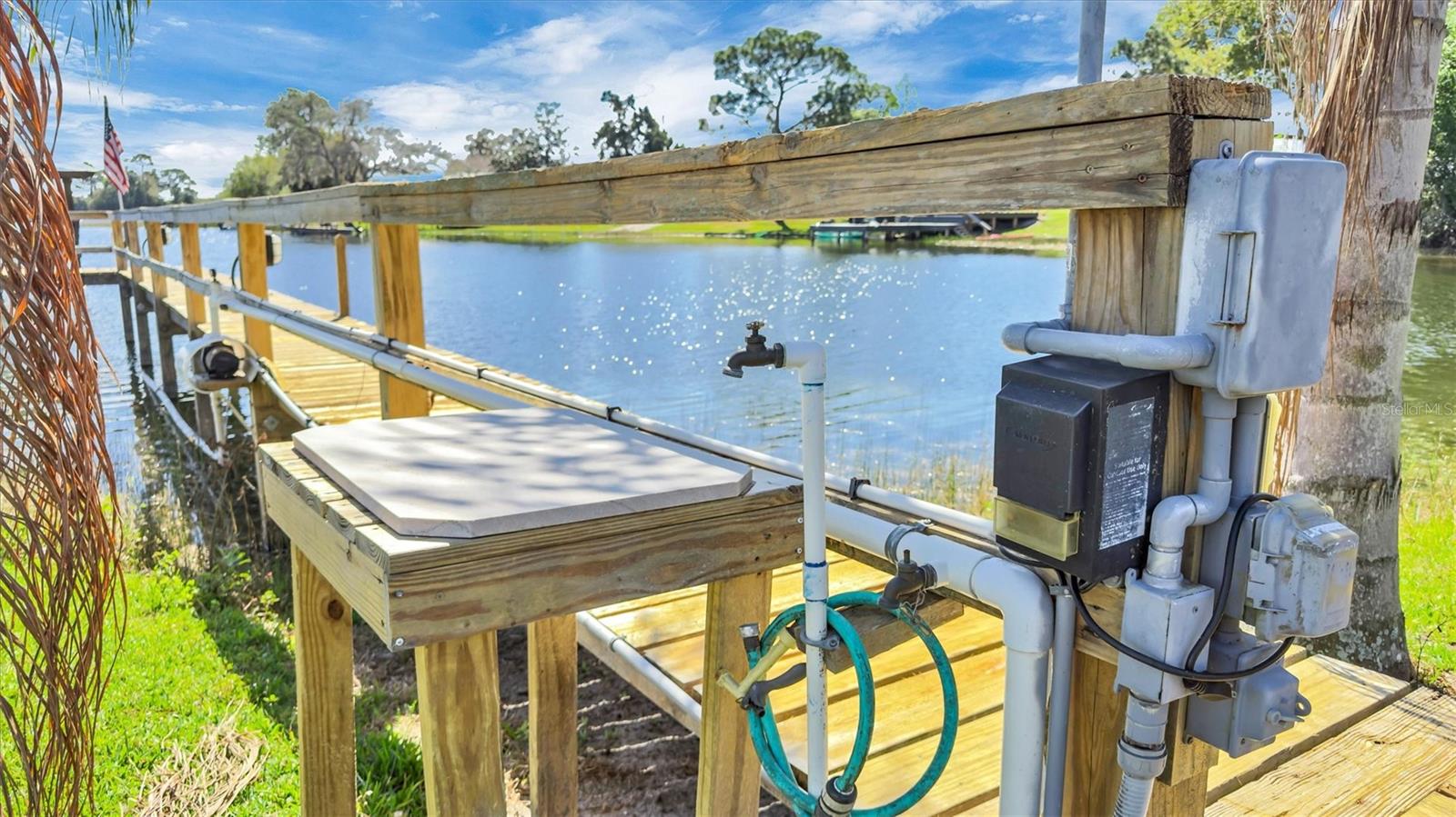 TEMPLETON GROVES & VILLA - Residential