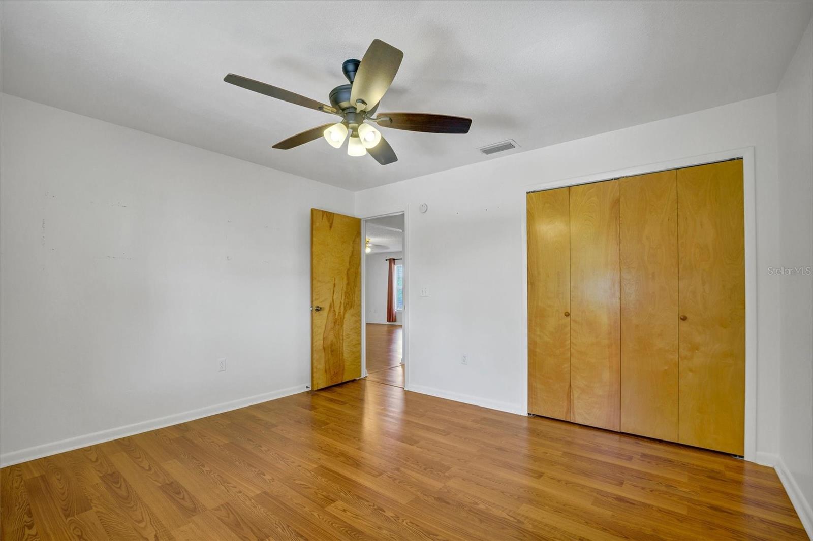 TEMPLETON GROVES & VILLA - Residential