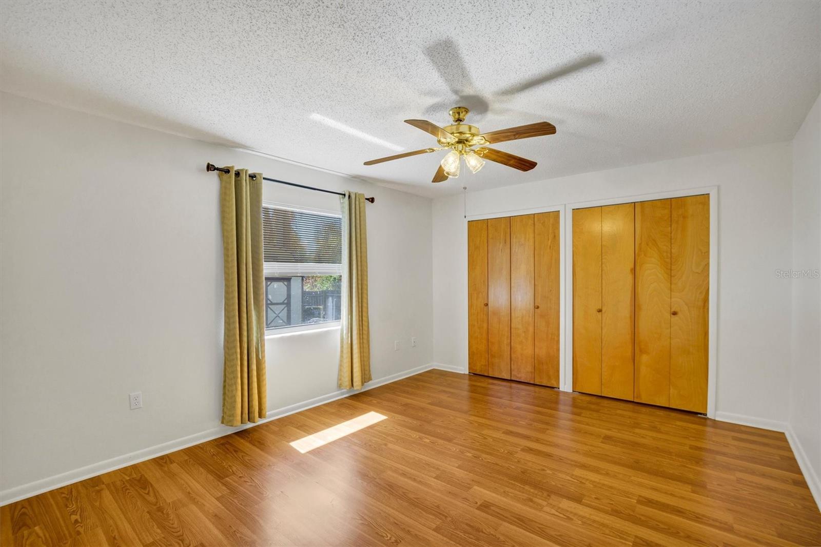 TEMPLETON GROVES & VILLA - Residential