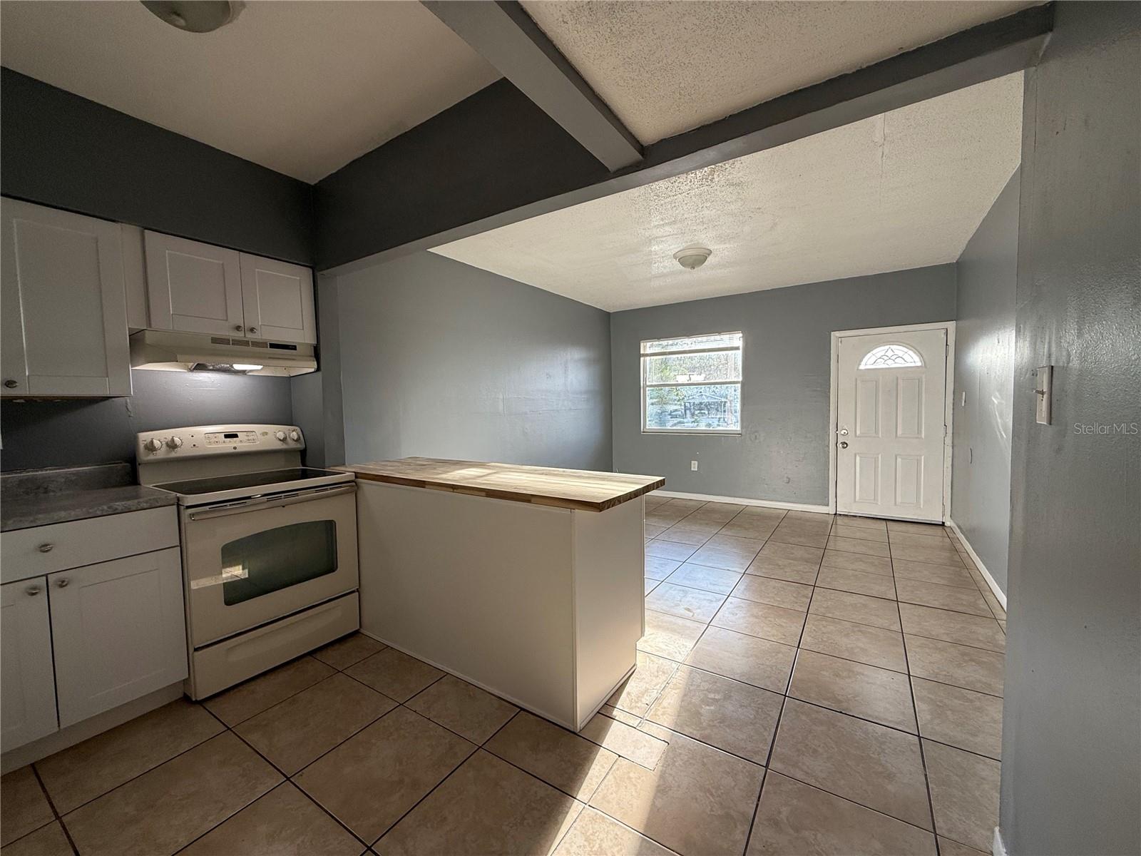 TEMPLE CREST UNIT 1 - Residential Lease