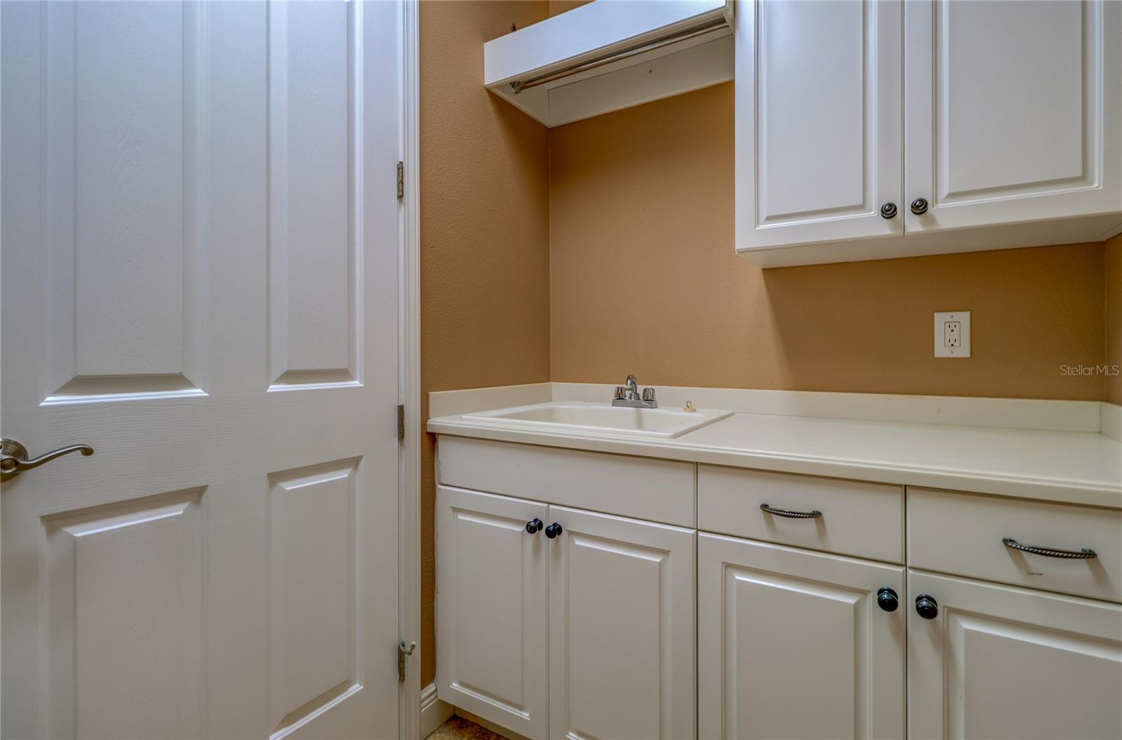 GRAND HAMPTON PH 3 - Residential Lease