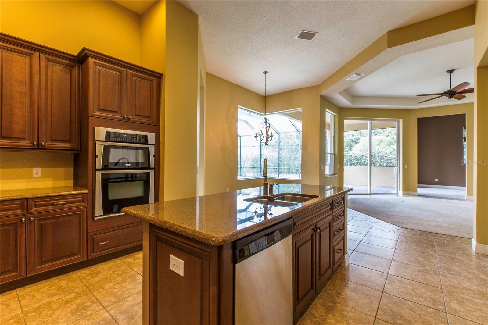 GRAND HAMPTON PH 3 - Residential Lease