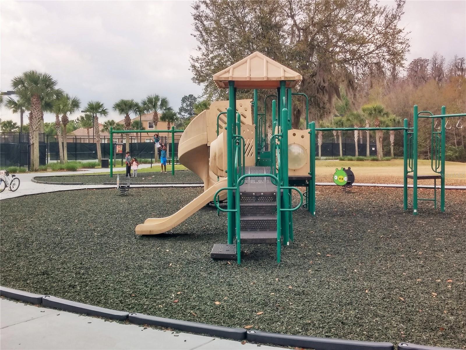 GRAND HAMPTON PH 3 - Residential Lease