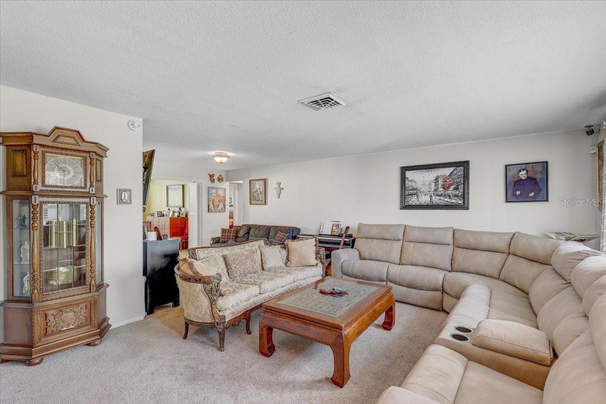 LEONA HEIGHTS - FIRST ADD - Residential