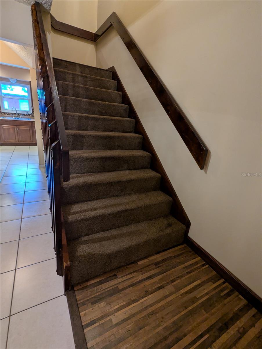 VILLAGE GROVE 1 - Residential