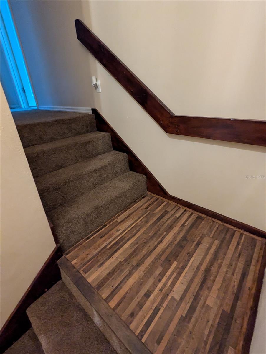 VILLAGE GROVE 1 - Residential