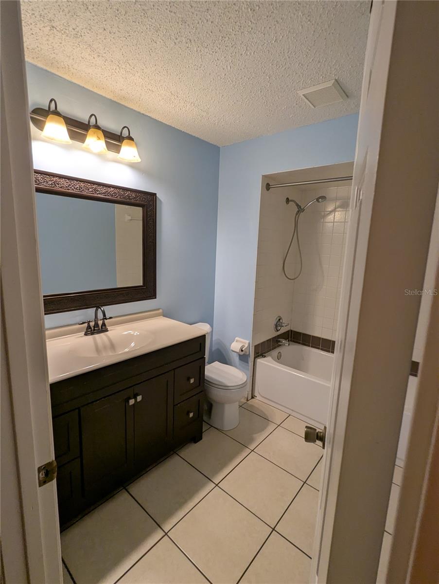 VILLAGE GROVE 1 - Residential