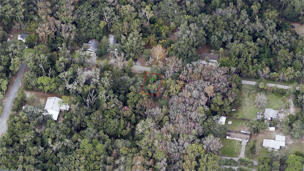Photo of 358 NE 13th Terrace, Crystal River, FL 34428 (MLS # V4947057)