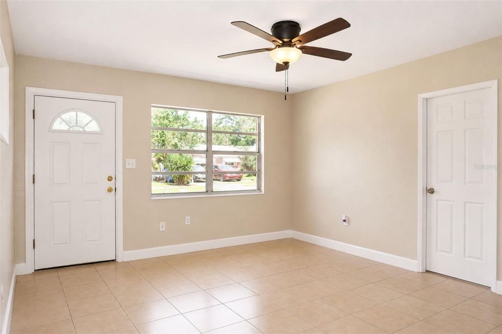 Photo of 821 14th Avenue NW, Largo, FL 33770 (MLS # TB8505449)