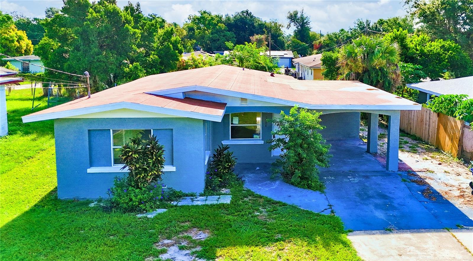Welcome home to this beautifully updated 4 bed, 2 bath in the heart of Winter Haven! Inside you’ll find stylish upgrades like vinyl flooring, granite countertops, and stainless steel appliances. A brand new roof offers peace of mind, and the inviting side yard is perfect for gatherings, gardening, or simply relaxing in the Florida sun. With ~1,400 sq ft, this move-in ready home is ideal for first-time buyers or growing families