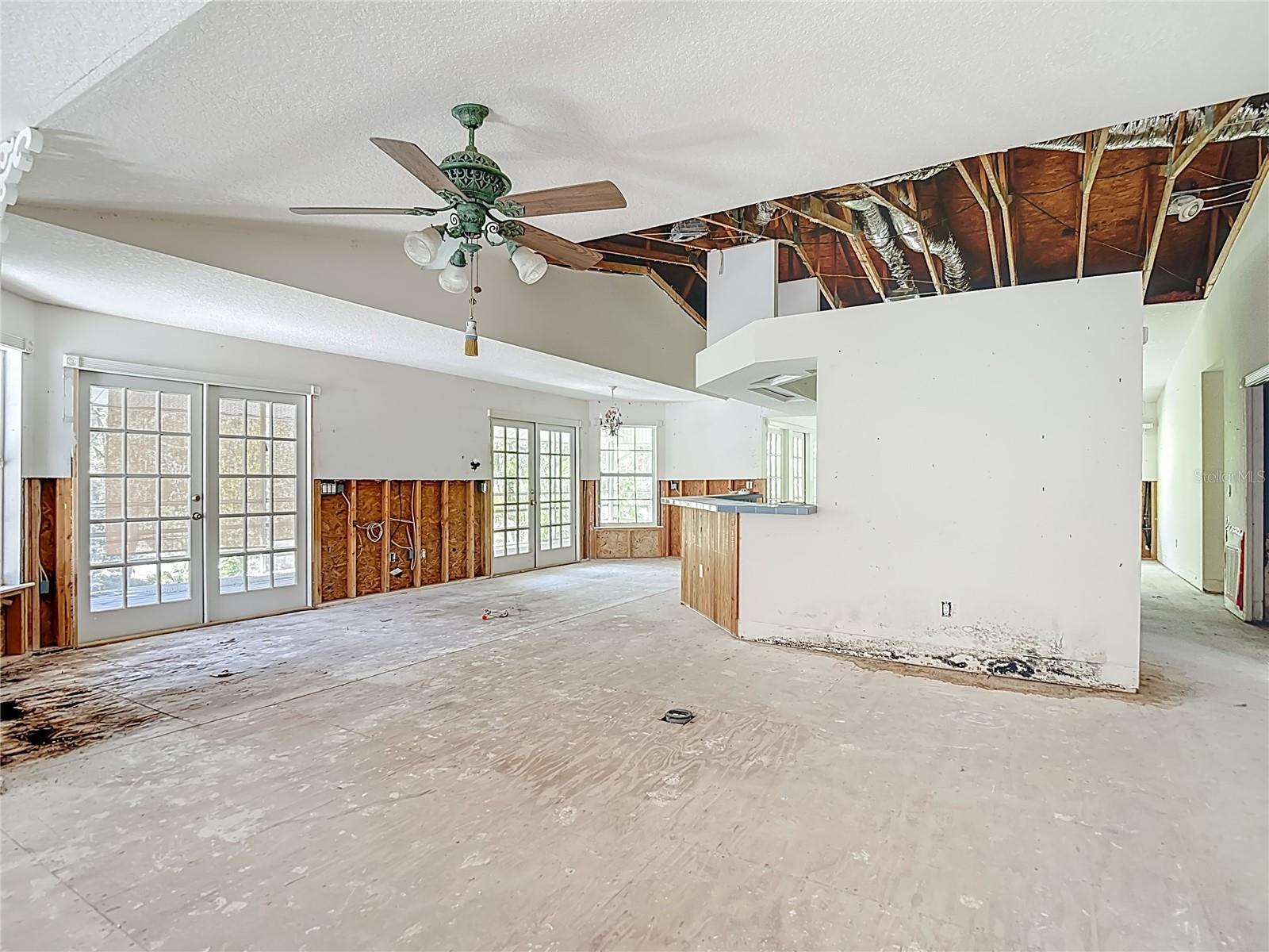 UNPLATTED - Residential