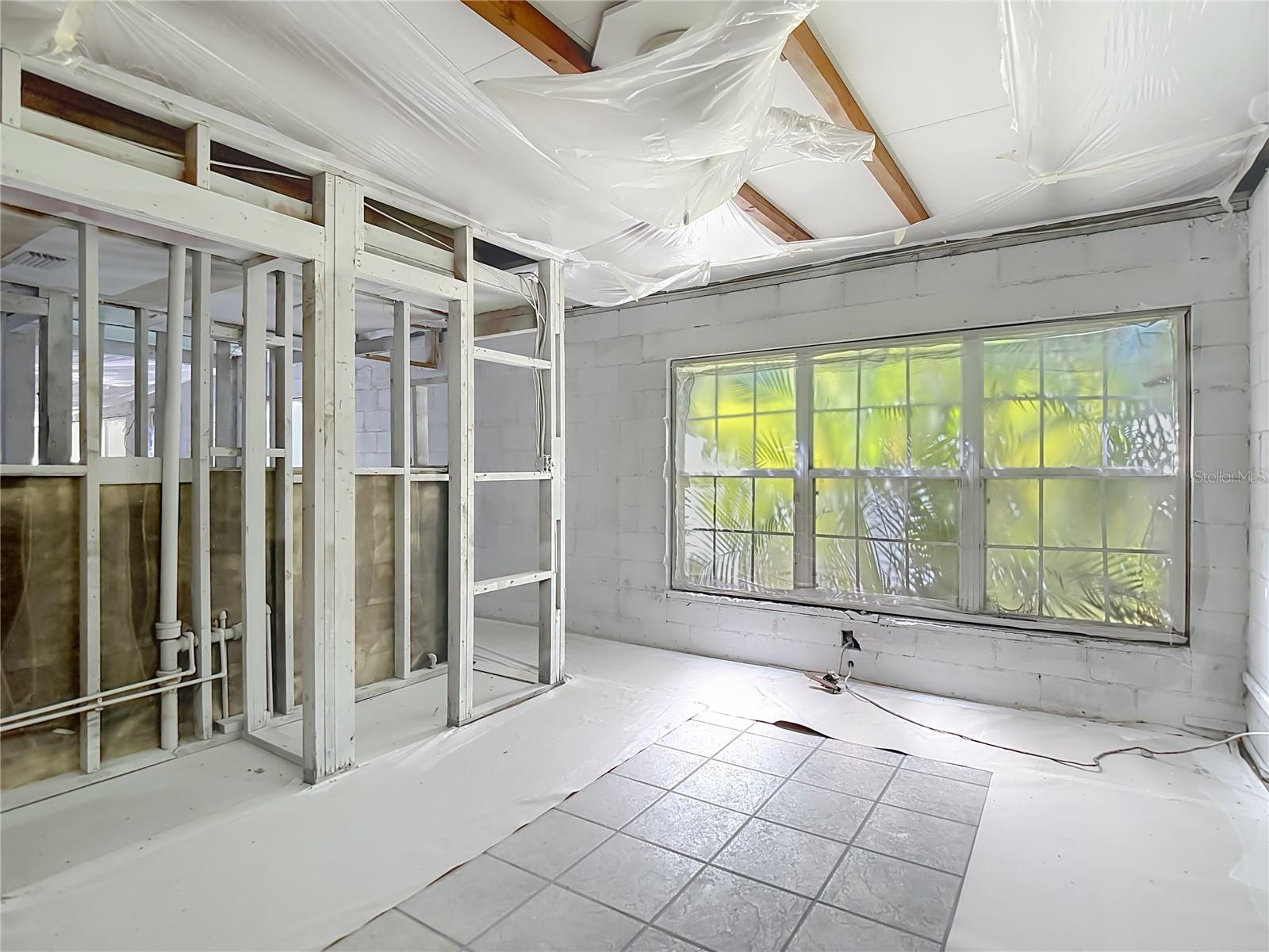 UNPLATTED - Residential