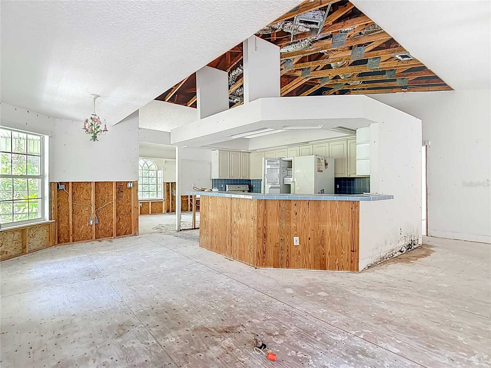 UNPLATTED - Residential