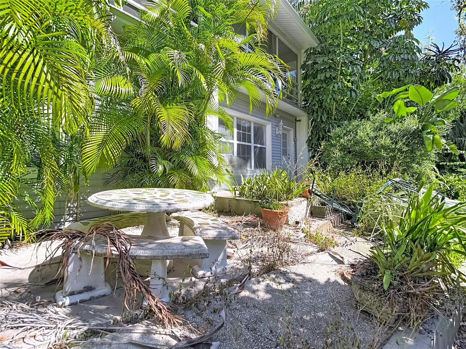 UNPLATTED - Residential