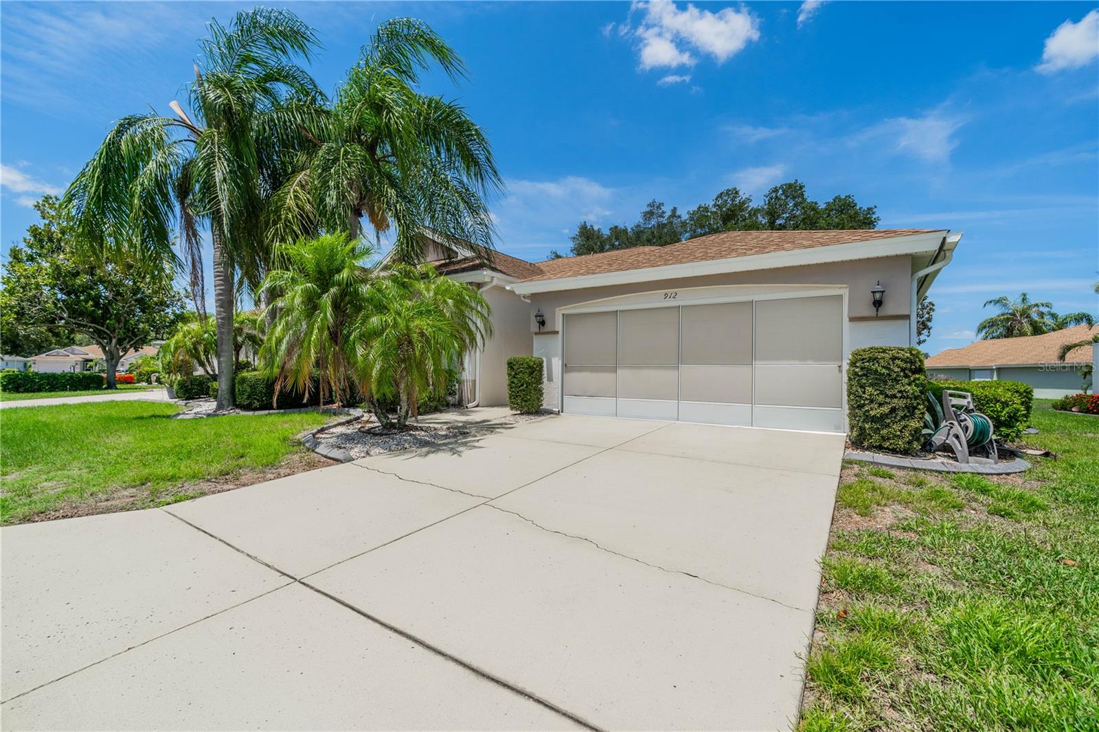 912 OXFORD PARK DRIVE