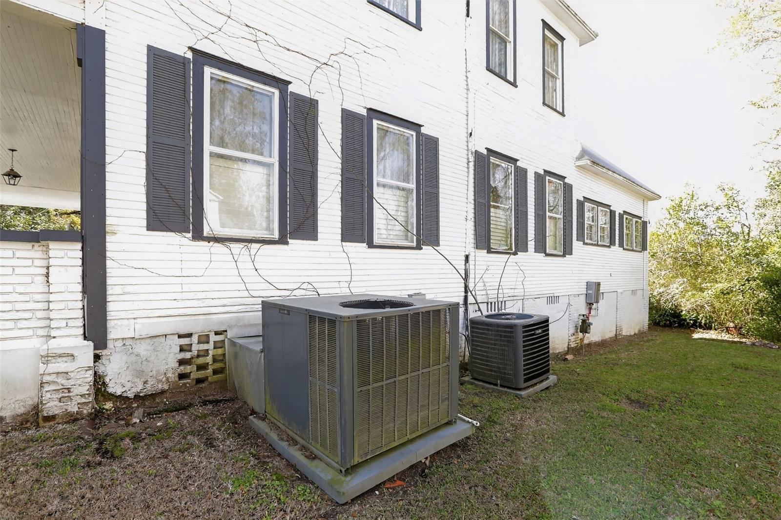 METES AND BOUNDS - Residential