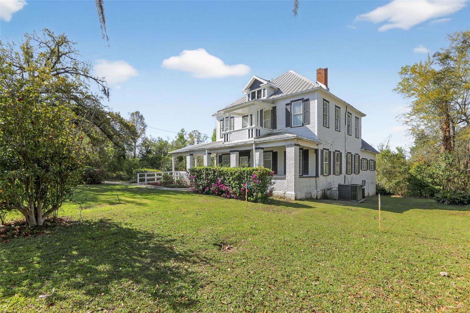 METES AND BOUNDS - Residential