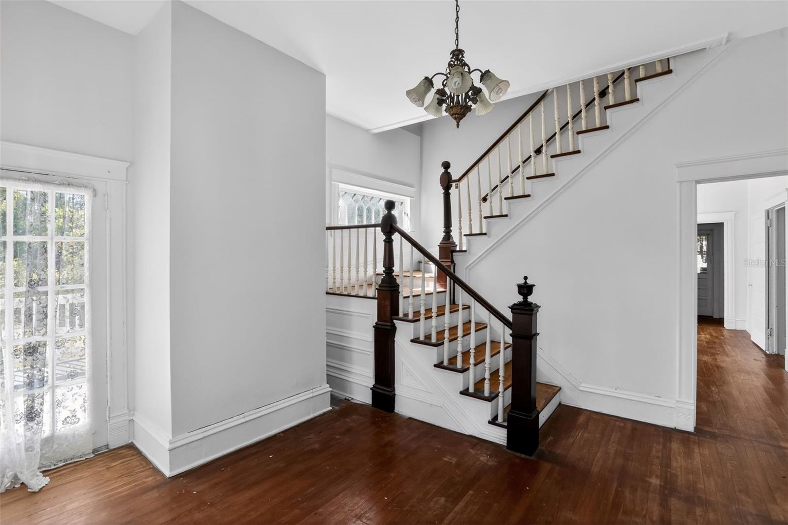 METES AND BOUNDS - Residential