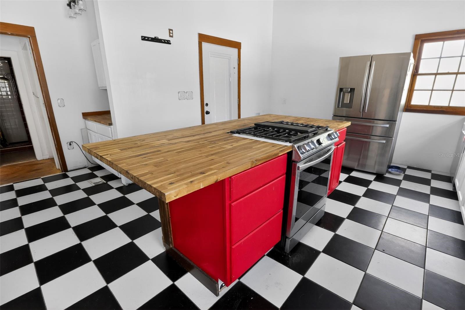 METES AND BOUNDS - Residential