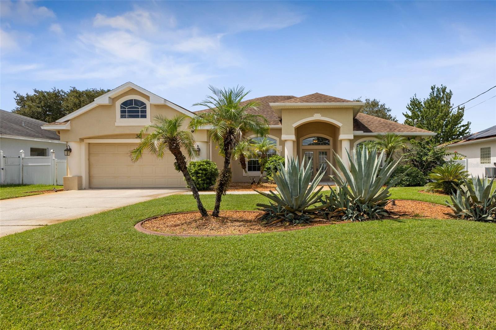 30 ROLLING SANDS DRIVE