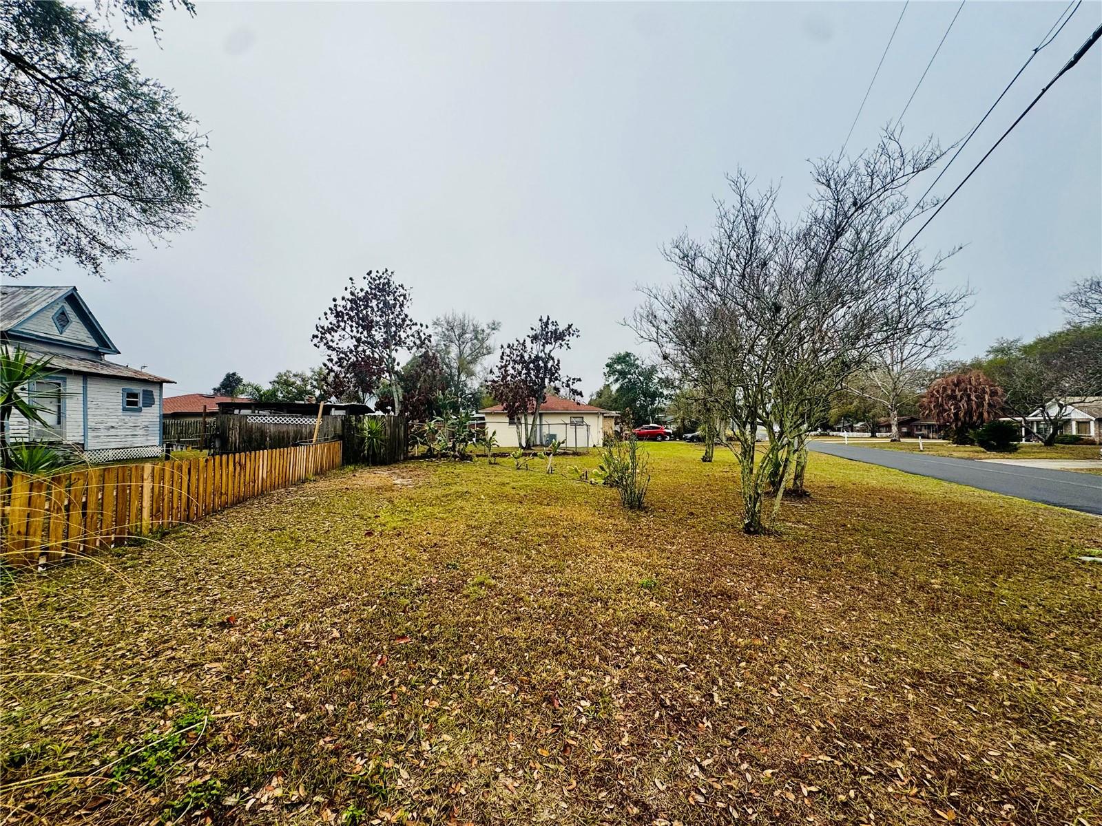 DAVIS A M - Residential